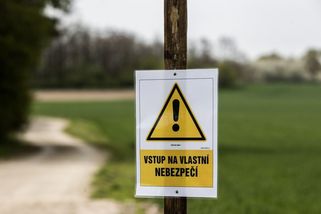 Policie stíhá pět lidí za zamoření azbestem. Škoda je 2,2 miliardy - Seznam Zprávy